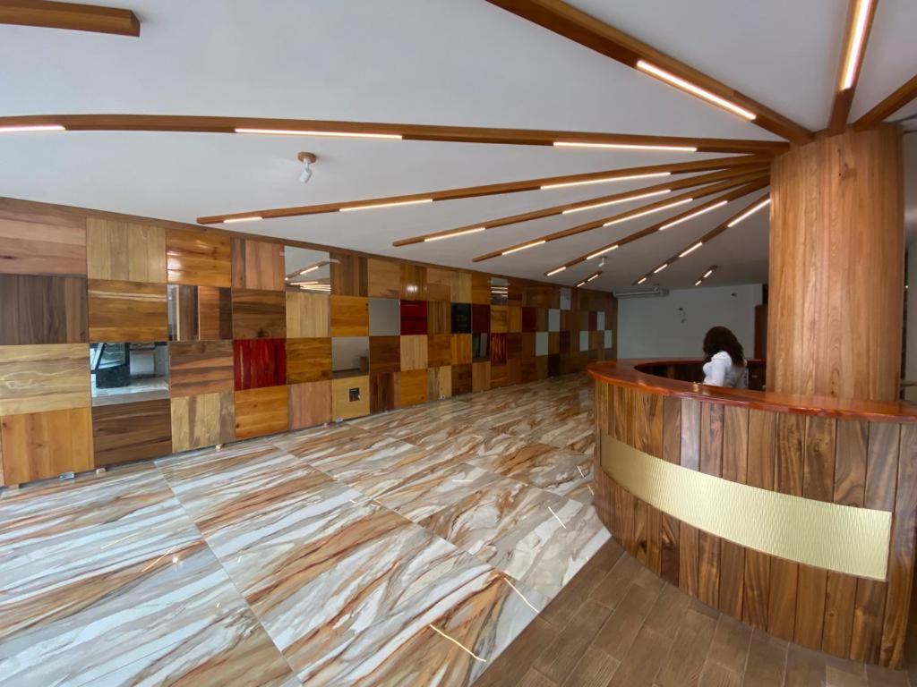 Murex Plaza Hotel & Suites Monrovia Eksteriør bilde