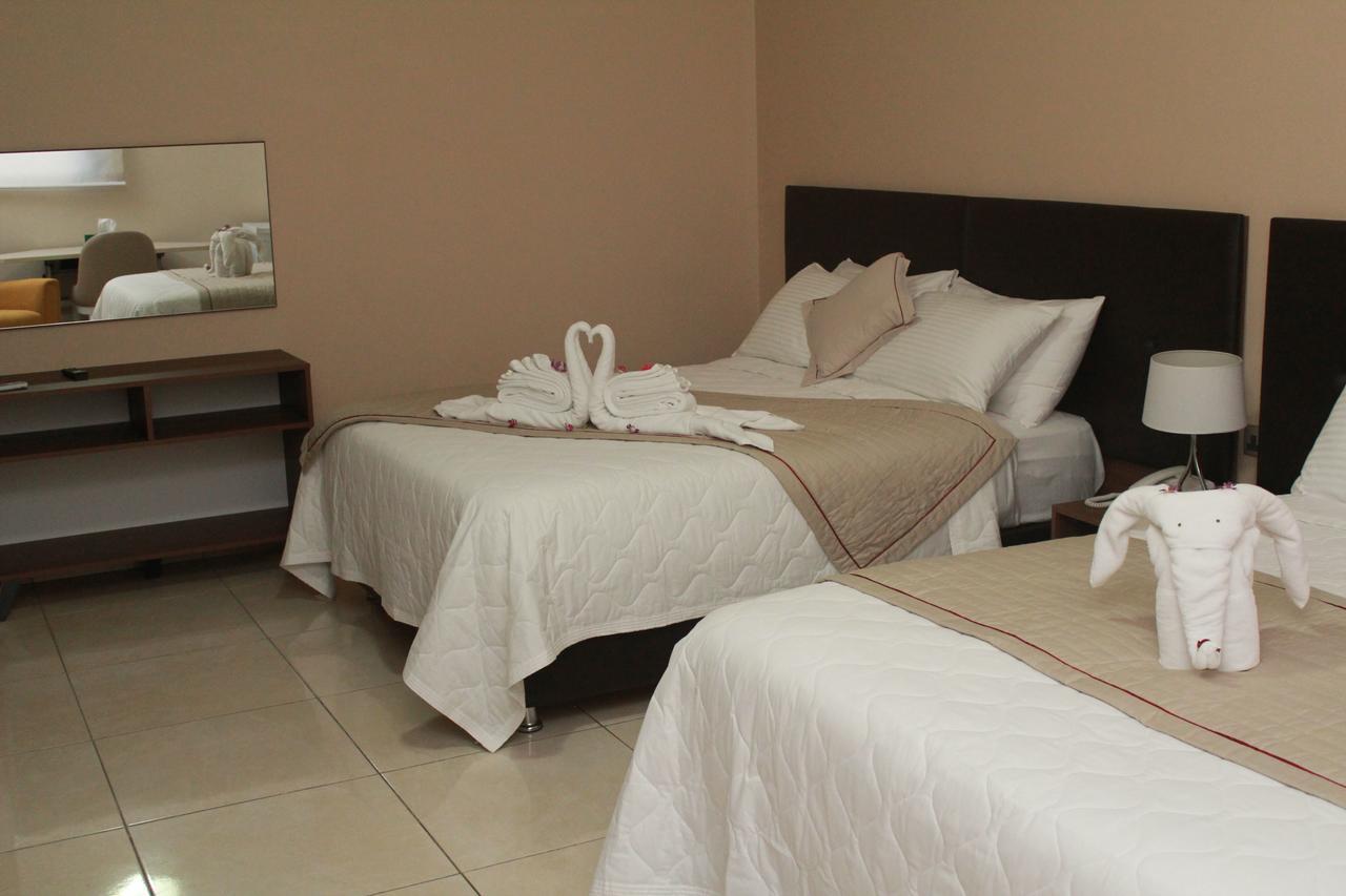 Murex Plaza Hotel & Suites Monrovia Eksteriør bilde