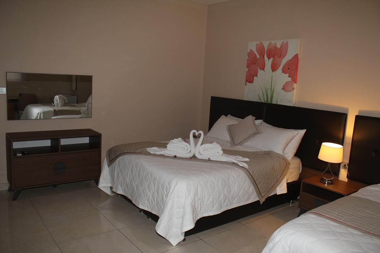 Murex Plaza Hotel & Suites Monrovia Eksteriør bilde